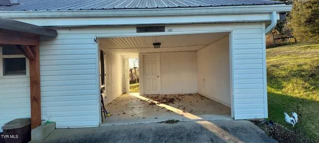 $199,000 | 293 Sub Holw Drive, Rose Hill, VA 24281