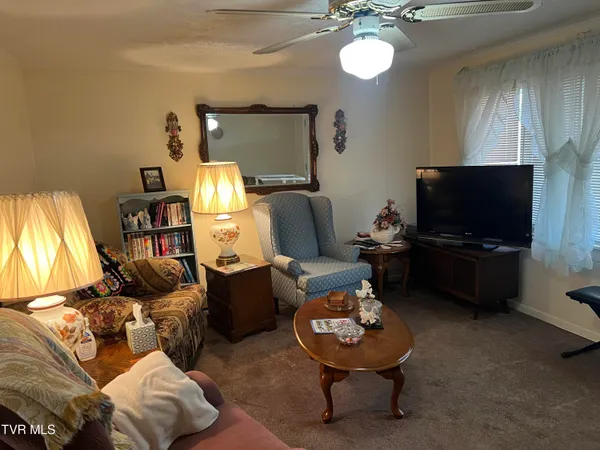 $199,000 | 293 Sub Holw Drive, Rose Hill, VA 24281