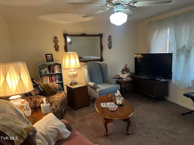 $199,000 | 293 Sub Holw Drive, Rose Hill, VA 24281