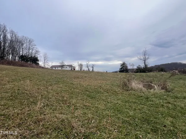 $199,000 | 293 Sub Holw Drive, Rose Hill, VA 24281