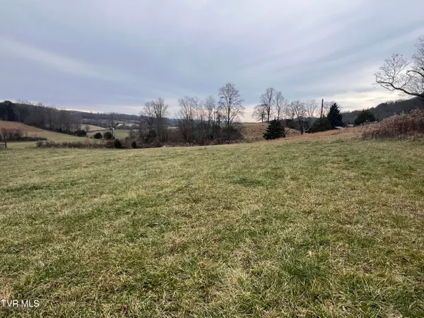 $199,000 | 293 Sub Holw Drive, Rose Hill, VA 24281