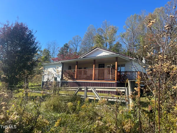 $199,000 | 293 Sub Holw Drive, Rose Hill, VA 24281
