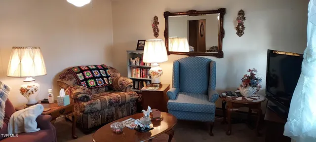 $199,000 | 293 Sub Holw Drive, Rose Hill, VA 24281