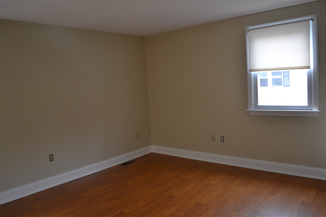 8 Blossom Road Windham, NH 03087 - Photo 13 of 20
