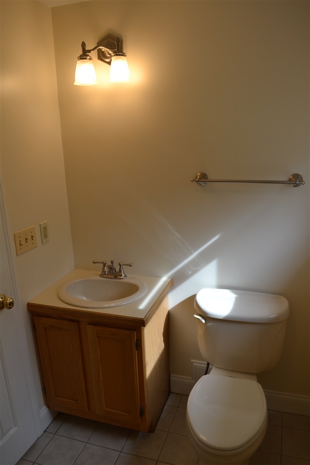 8 Blossom Road Windham, NH 03087 - Photo 15 of 20