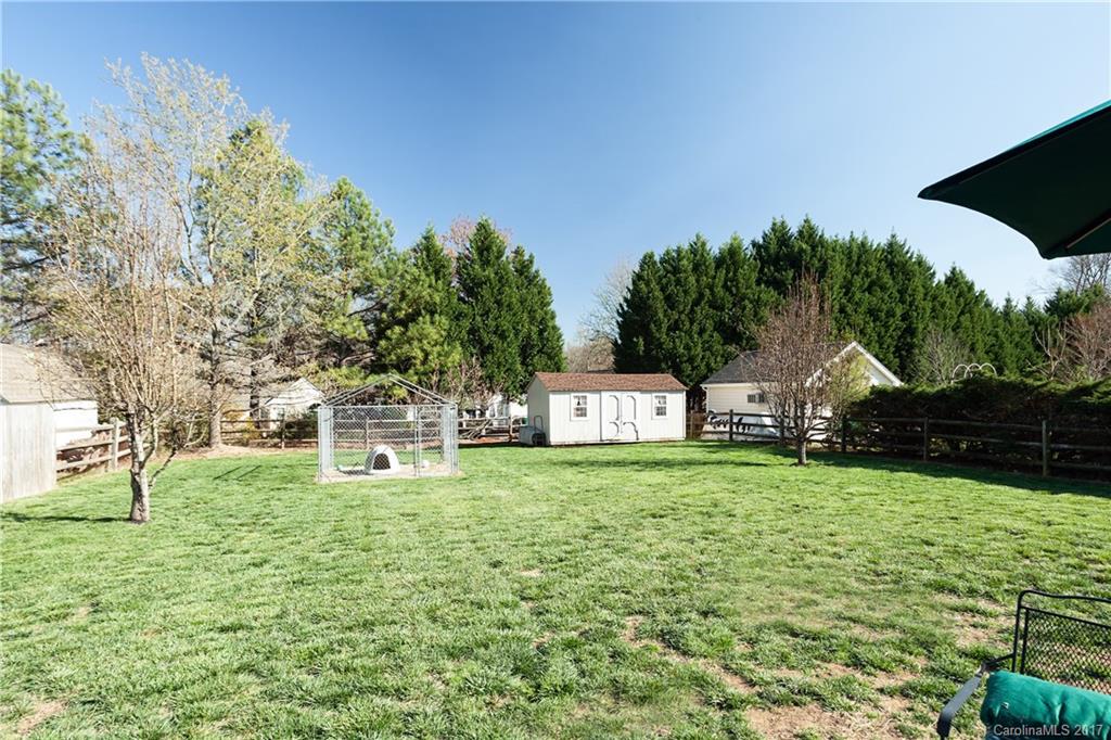 12444 Cardinal Point Road Charlotte, NC 28269 - Photo 19 of 21 Gallery Image 19