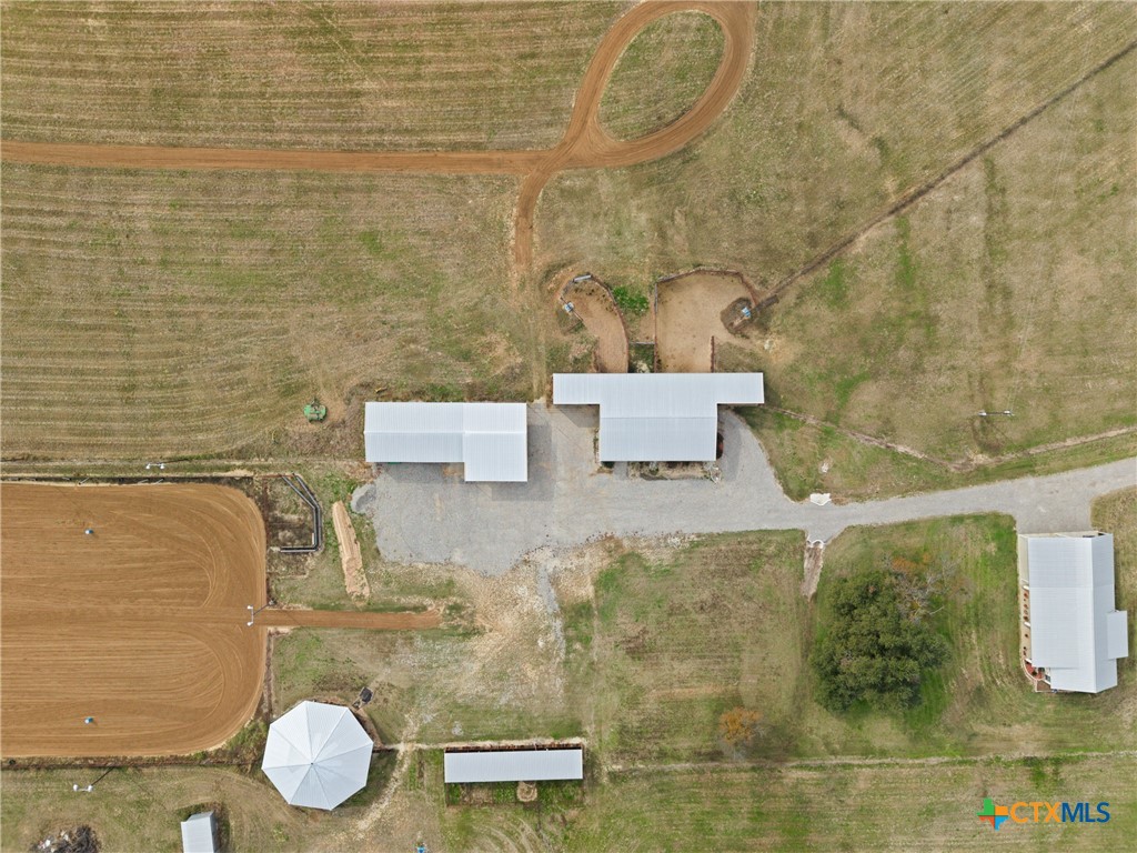 452 County Road 470 Chilton, TX 76632 - Photo 27 of 47