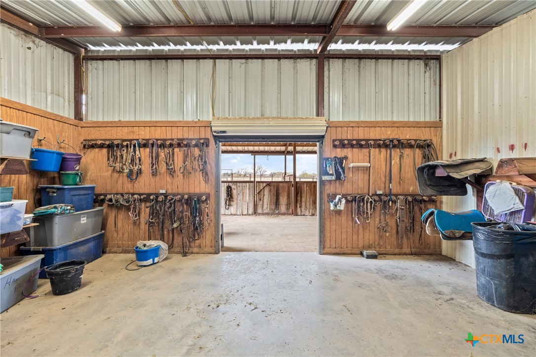 452 County Road 470 Chilton, TX 76632 - Photo 37 of 47