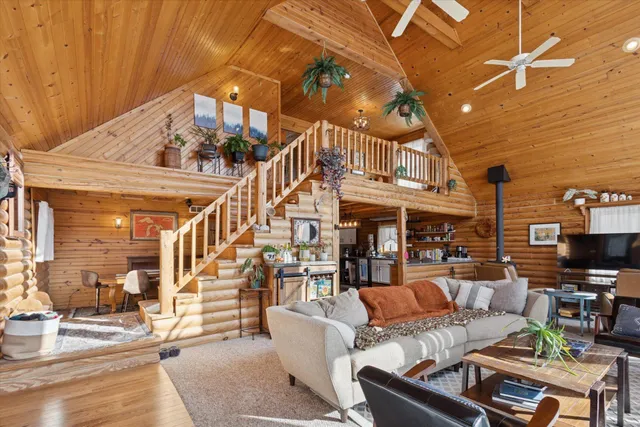 $600,000 | 8484 North Rollin Highway, Addison, MI 49220