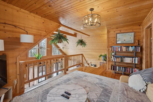 $600,000 | 8484 North Rollin Highway, Addison, MI 49220