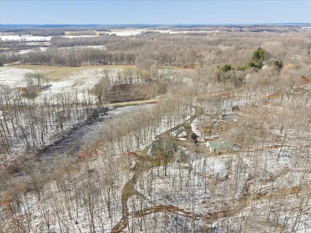 $600,000 | 8484 North Rollin Highway, Addison, MI 49220