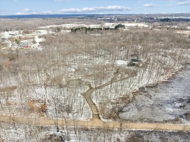 $600,000 | 8484 North Rollin Highway, Addison, MI 49220