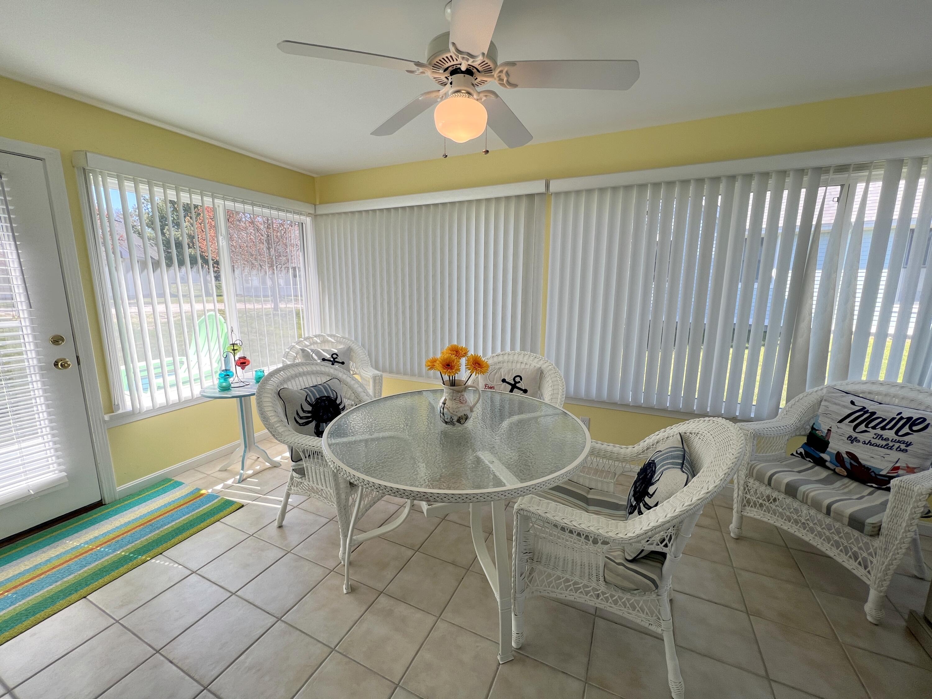 454 Post Road, Unit 448 Wells, ME 04090 - Photo 21 of 40 Sun-porch