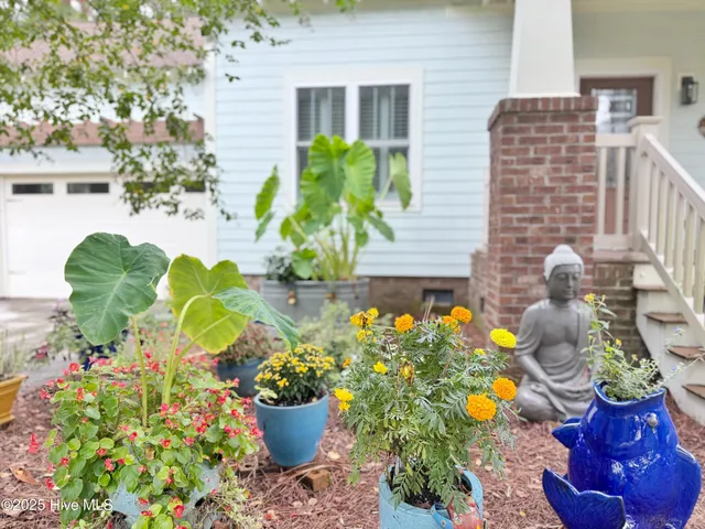 $455,000 | 24 Muscadine Court, Minnesott Beach, NC 28510