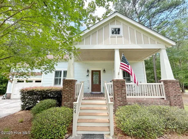 $449,000 | 24 Muscadine Court, Minnesott Beach, NC 28510