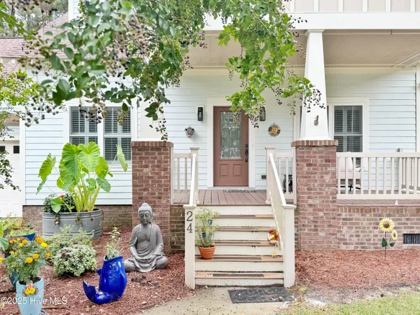 $449,000 | 24 Muscadine Court, Minnesott Beach, NC 28510