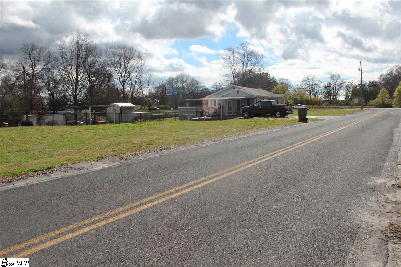 100 Willis Road Fountain Inn, SC 29644 - Photo 13 of 16