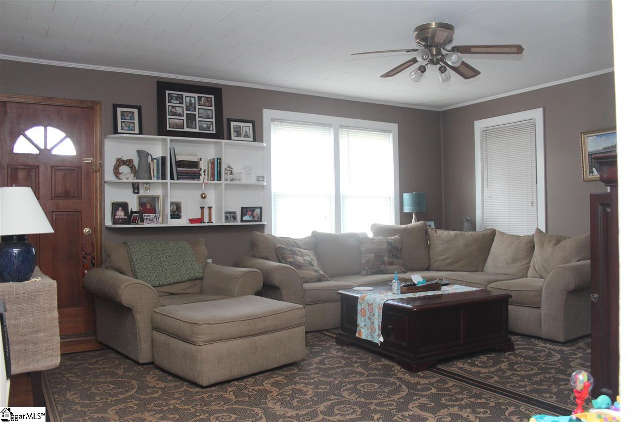 100 Willis Road Fountain Inn, SC 29644 - Photo 4 of 16