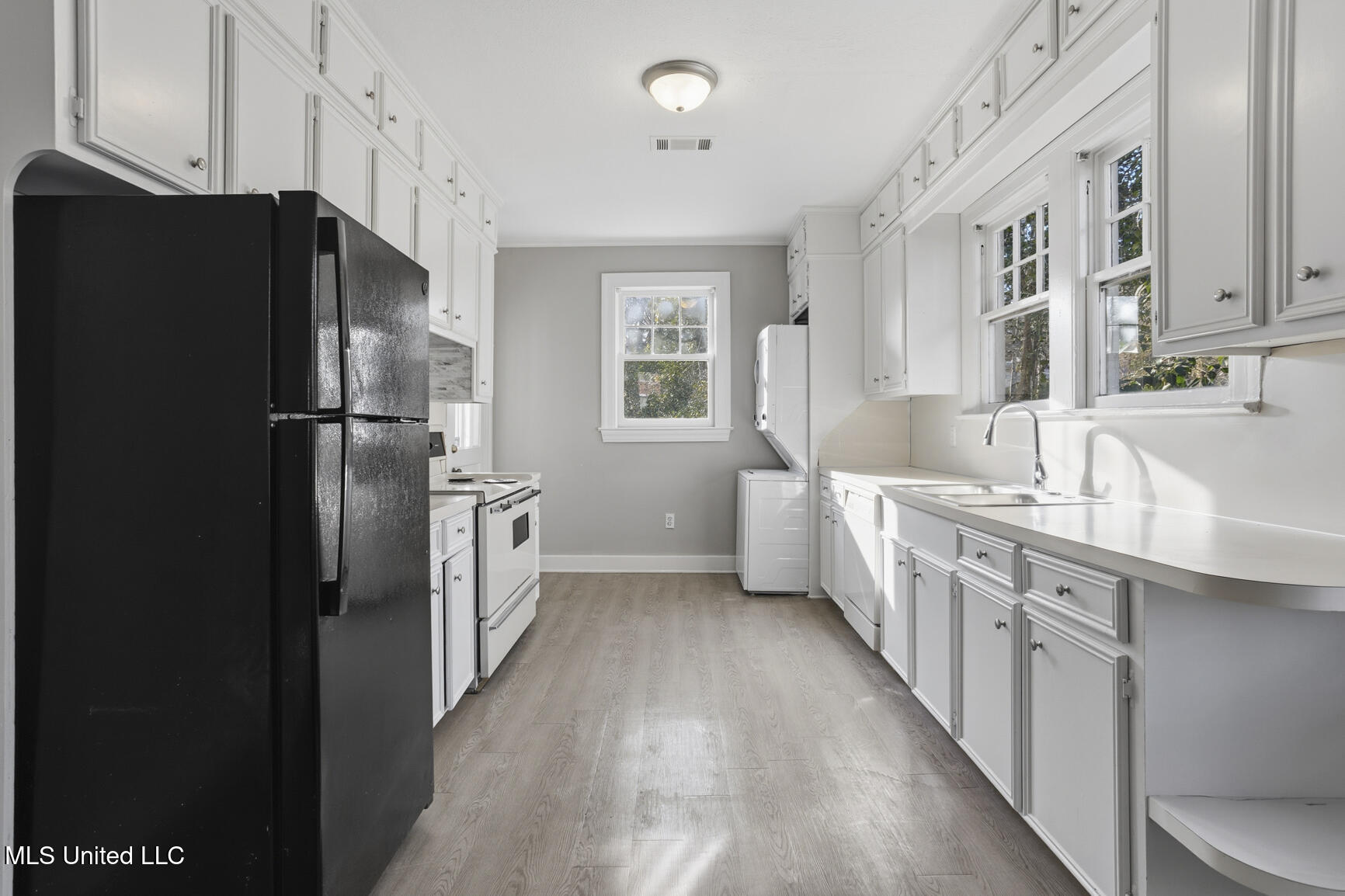 3415 North State Street Jackson, MS 39216 - Photo 13 of 27 3415 N State-14