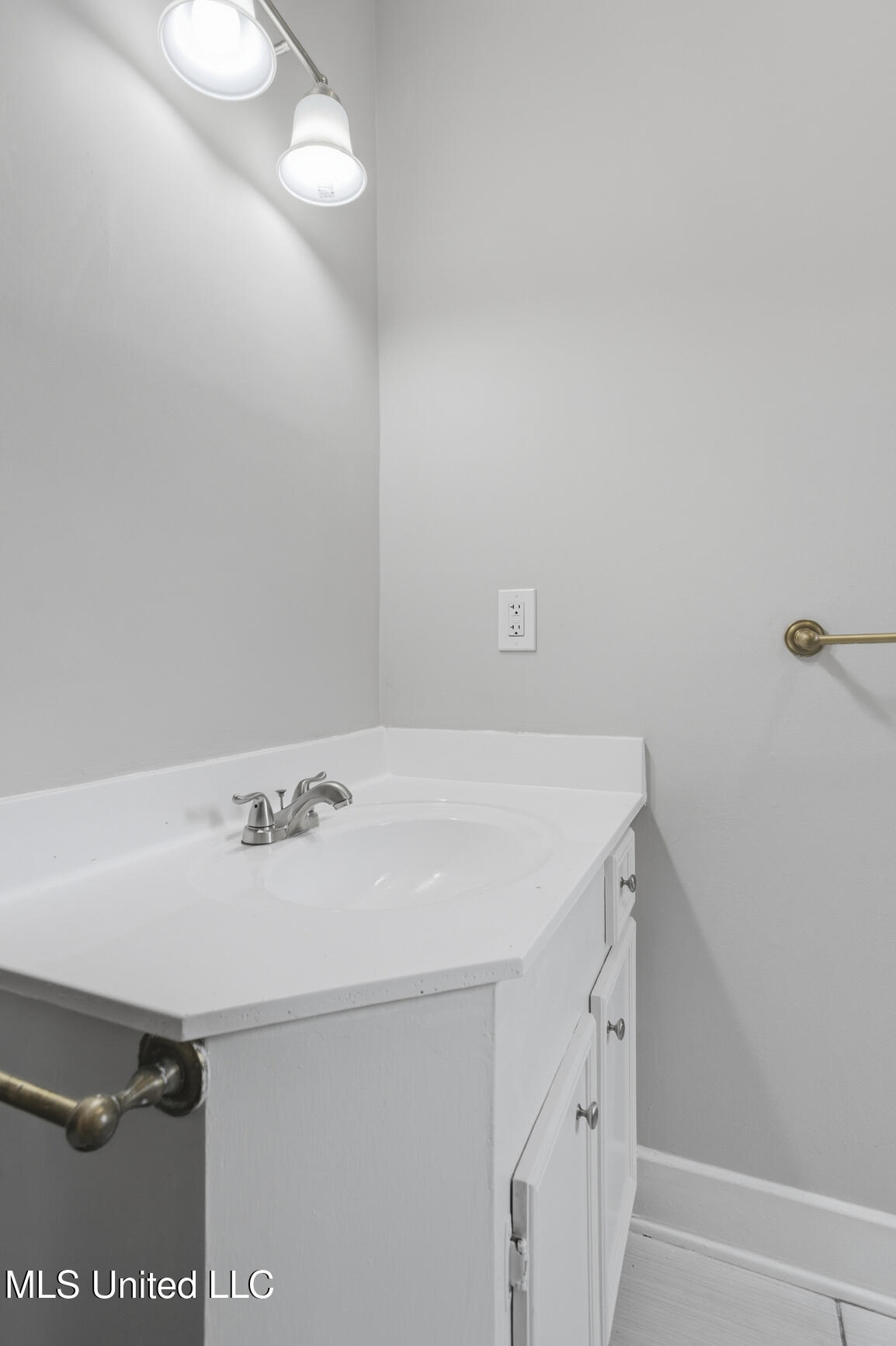 3415 North State Street Jackson, MS 39216 - Photo 20 of 27 3415 N State-21