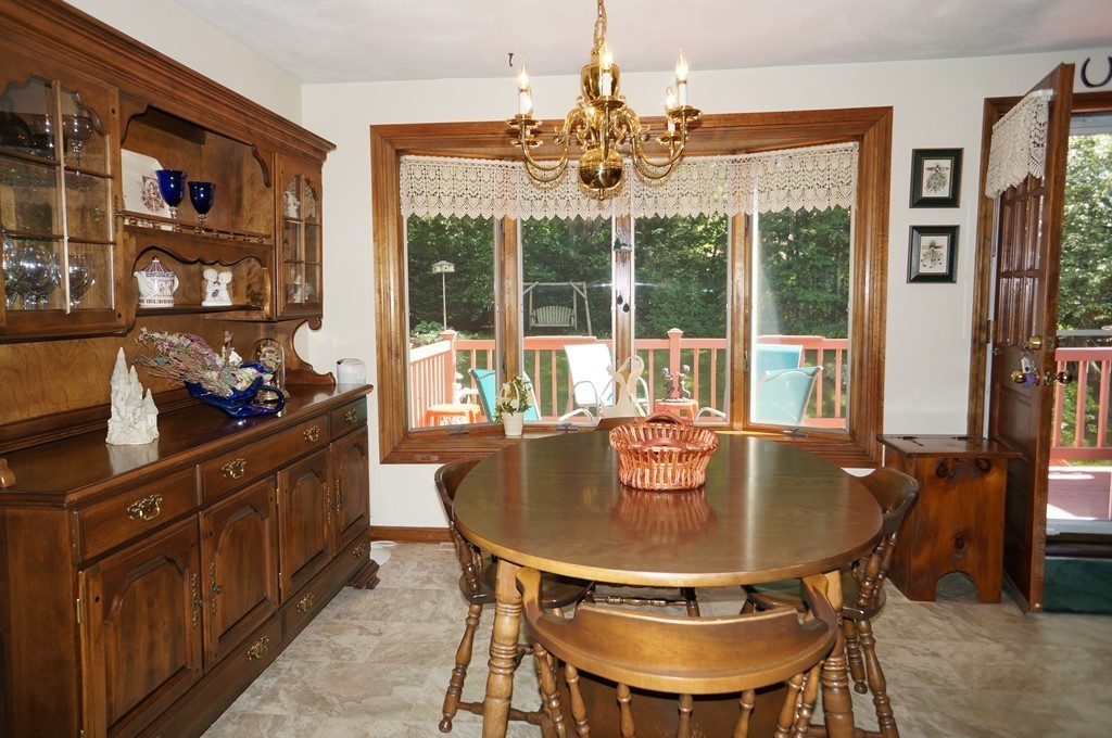 41 Simpson Road Marlborough, MA 01752 - Photo 5 of 23 Gallery Image 5