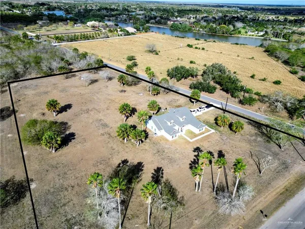 $420,000 | 100 North Valencia Drive, Bayview, TX 78566