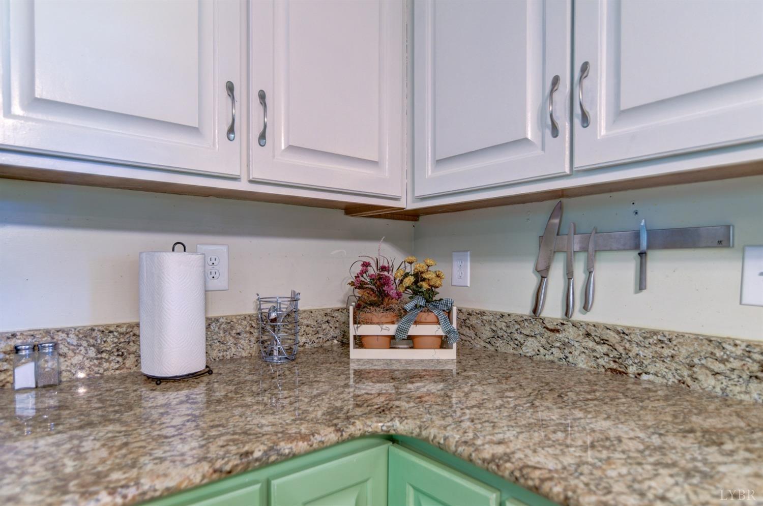 5140 Shingle Block Road Bedford, VA 24523 - Photo 12 of 60 Gallery Image 12