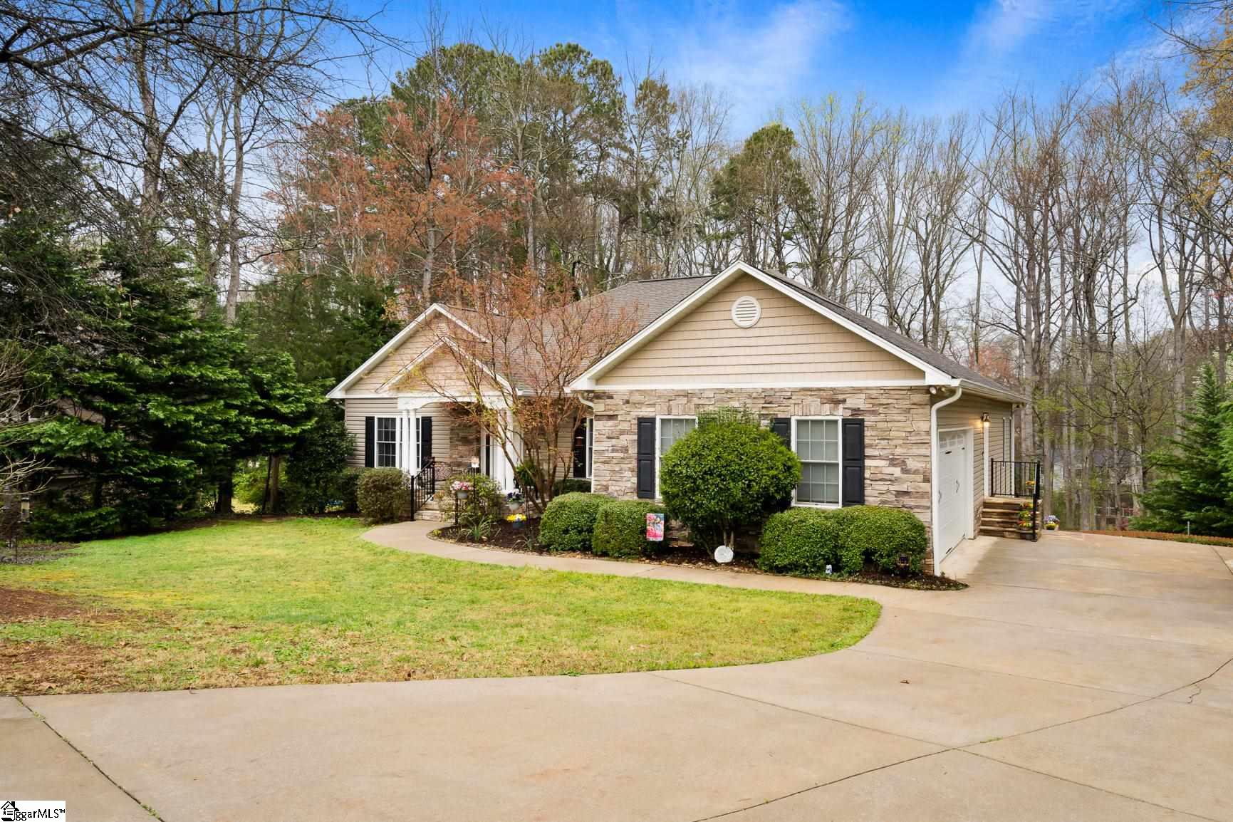 109 Ashley Road Clemson, SC 29631 - Photo 2 of 36 Gallery Image 2