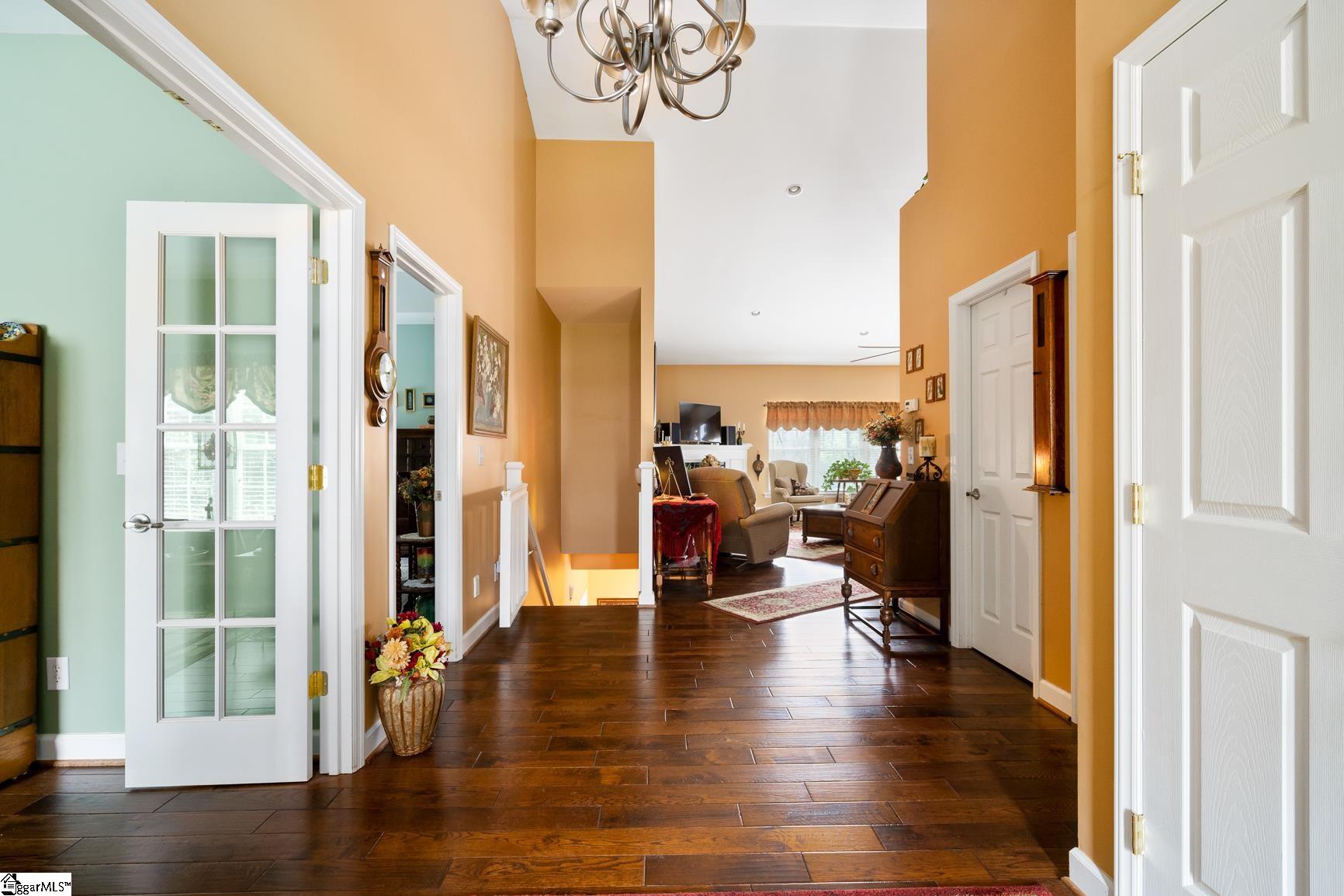 109 Ashley Road Clemson, SC 29631 - Photo 5 of 36 Gallery Image 5