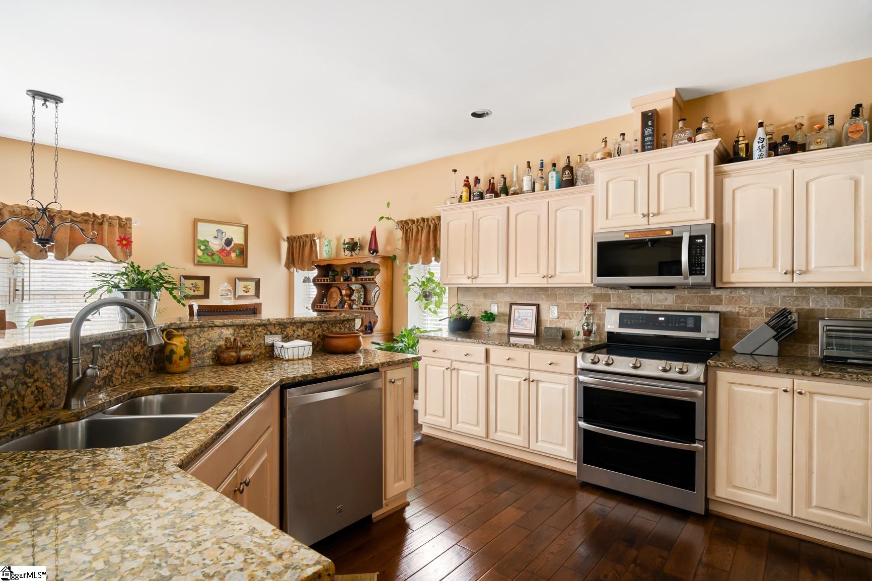 109 Ashley Road Clemson, SC 29631 - Photo 9 of 36 Gallery Image 9