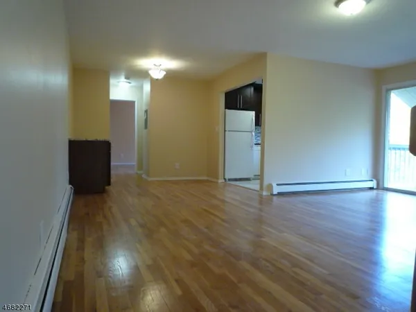 $1,800 | 16 Deanna Drive, Unit 32, Hillsborough, NJ 08844