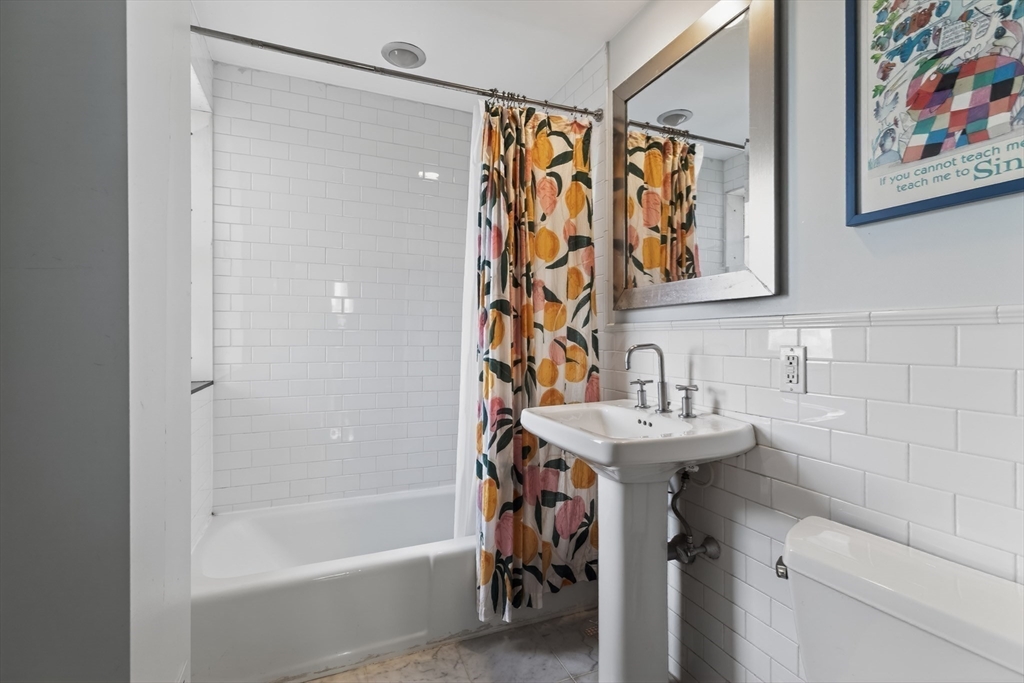 48 Beacon Street, Unit 9F Boston, MA 02108 - Photo 13 of 21