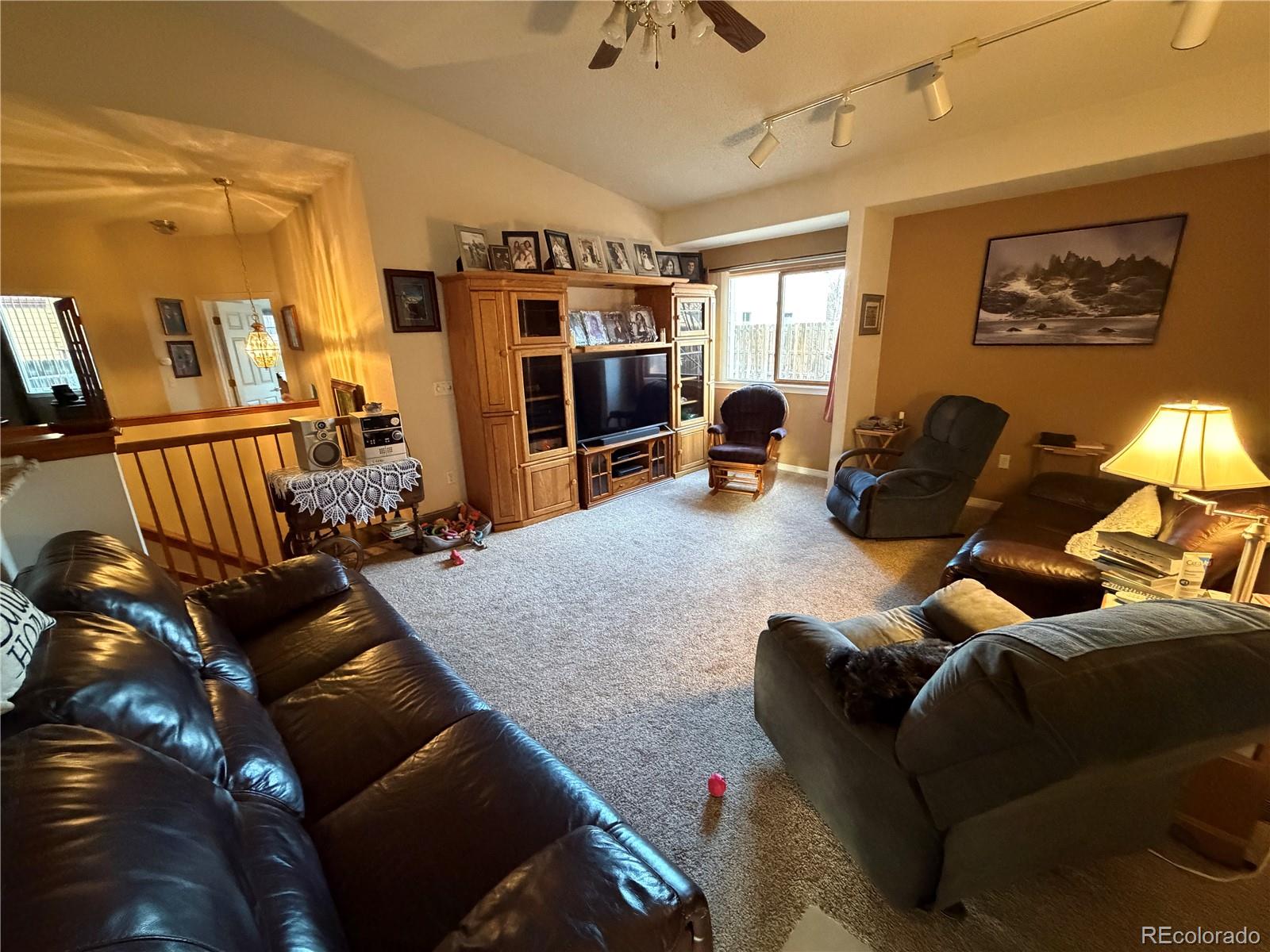5372 Yank Way Arvada, CO 80002 - Photo 11 of 26