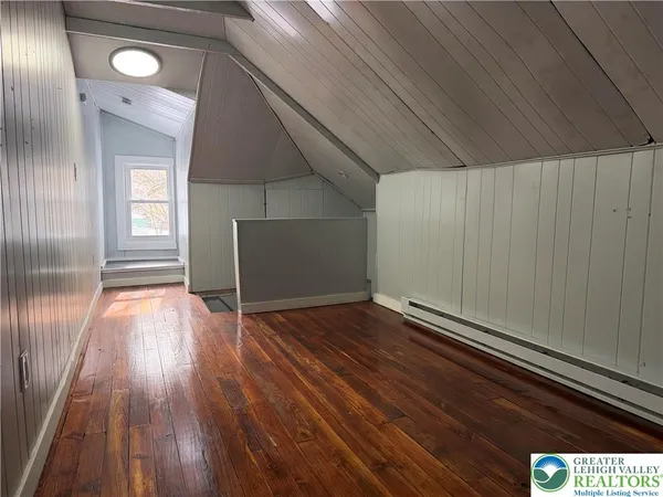 $2,350 | 212 Messinger Street, Bangor, PA 18013