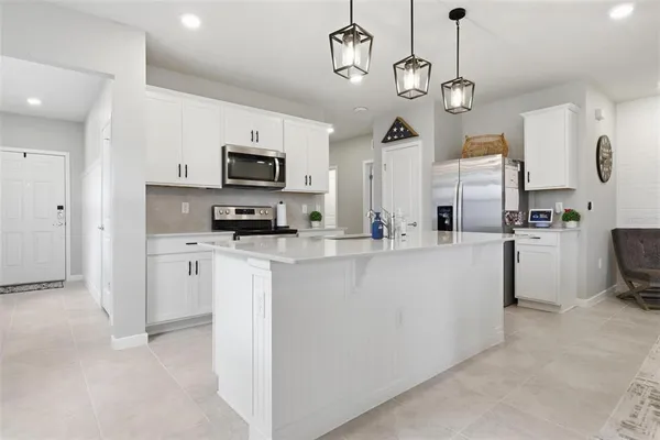 $364,900 | 2113 Canopy Terrace Boulevard, DeLand, FL 32724