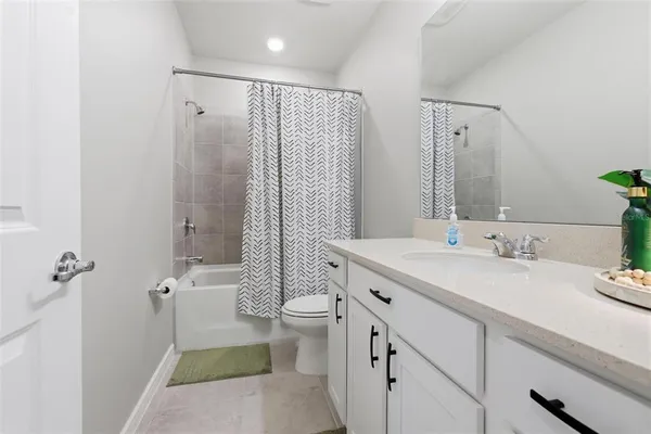 $364,900 | 2113 Canopy Terrace Boulevard, DeLand, FL 32724