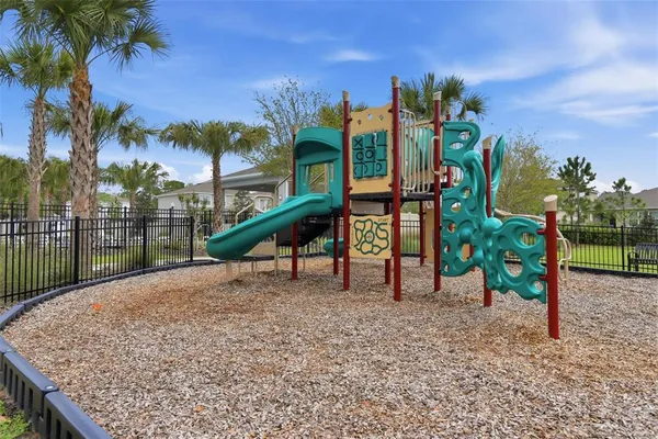 $364,900 | 2113 Canopy Terrace Boulevard, DeLand, FL 32724