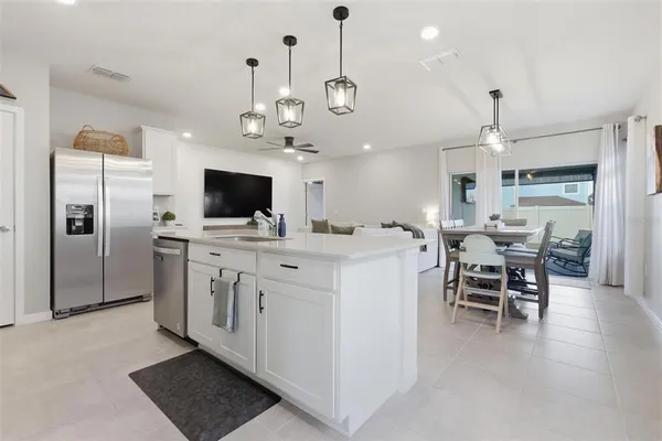 $364,900 | 2113 Canopy Terrace Boulevard, DeLand, FL 32724