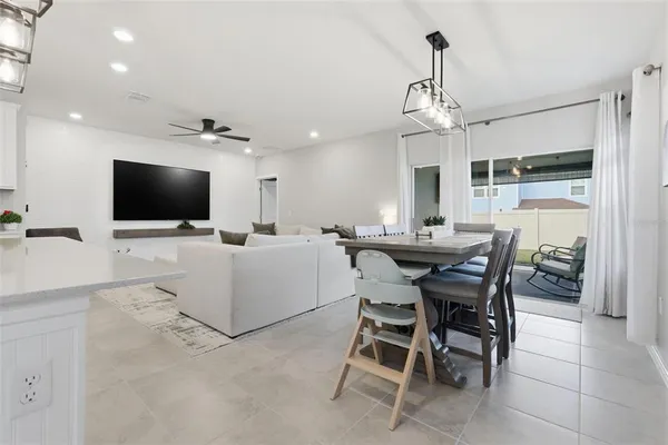 $364,900 | 2113 Canopy Terrace Boulevard, DeLand, FL 32724