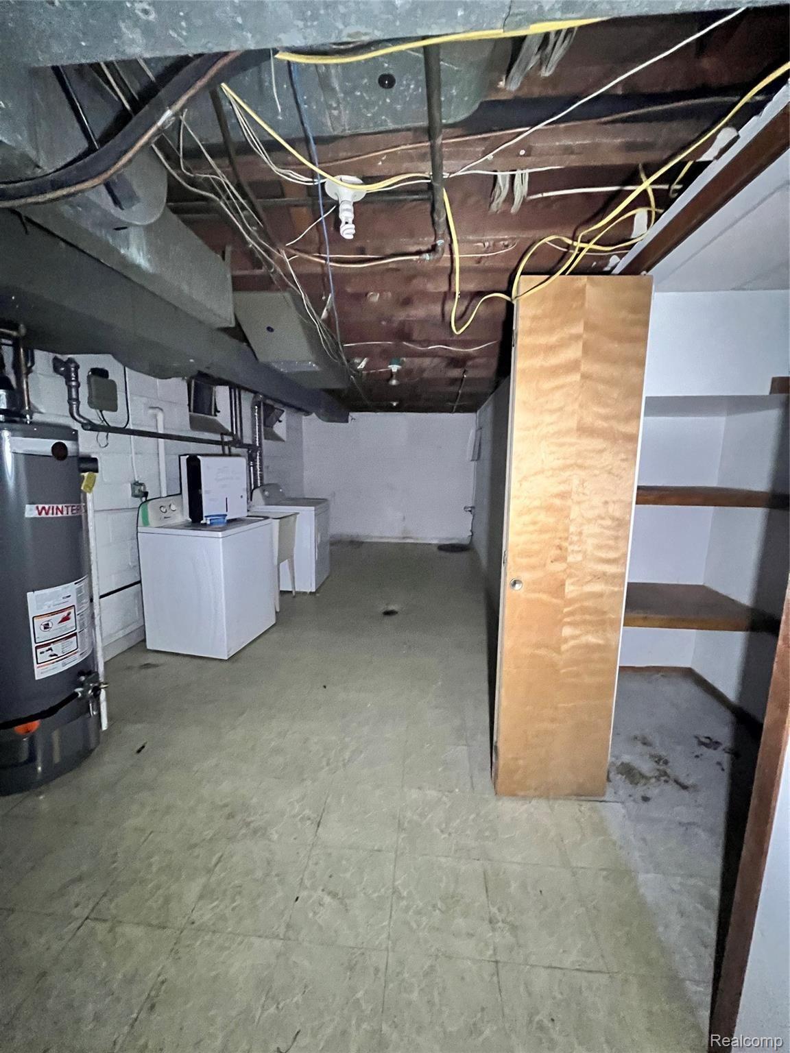 22815 Rausch Avenue Eastpointe, MI 48021 - Photo 23 of 30 Photo Feb 24, 11 38 02 AM.jpg