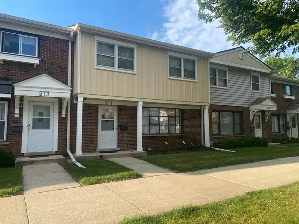 $306,000 | 511 Washington Square, Unit 511, Wood Dale, IL 60191