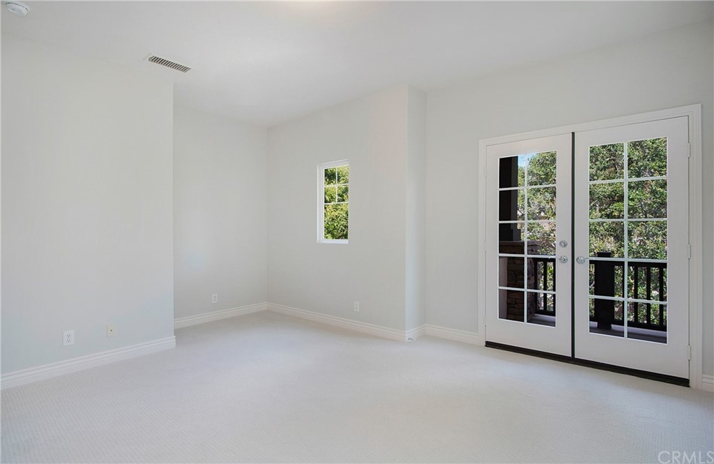 35 Winslow Street Ladera Ranch, CA 92694 - Photo 17 of 56 Large bonus room (Optional 5th bedroom)