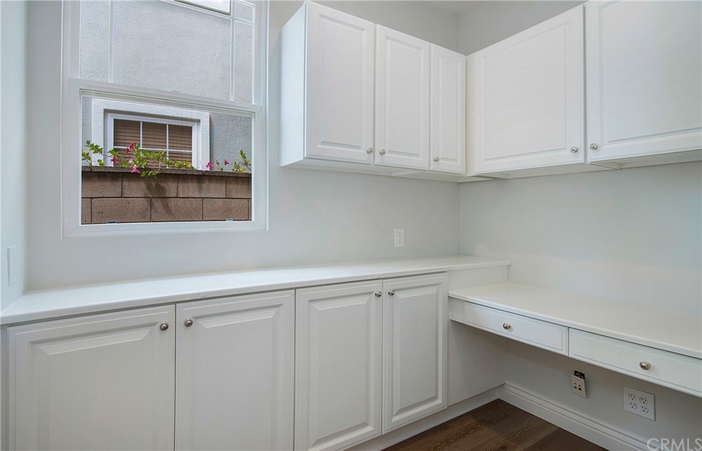 35 Winslow Street Ladera Ranch, CA 92694 - Photo 10 of 56 Home Management Center