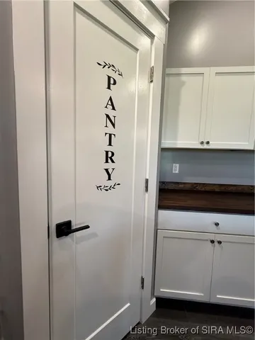 $341,900 | 810 Castetter Road, Henryville, IN 47126