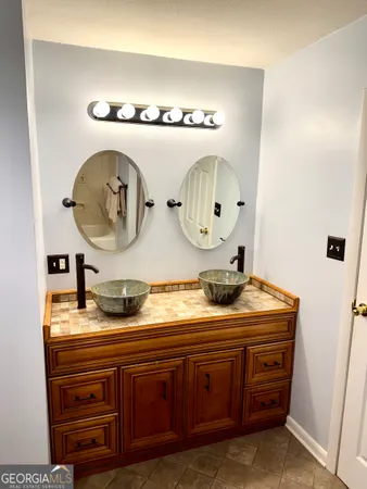 $235,000 | 41 Pine Ln Drive, Athens, GA 30601