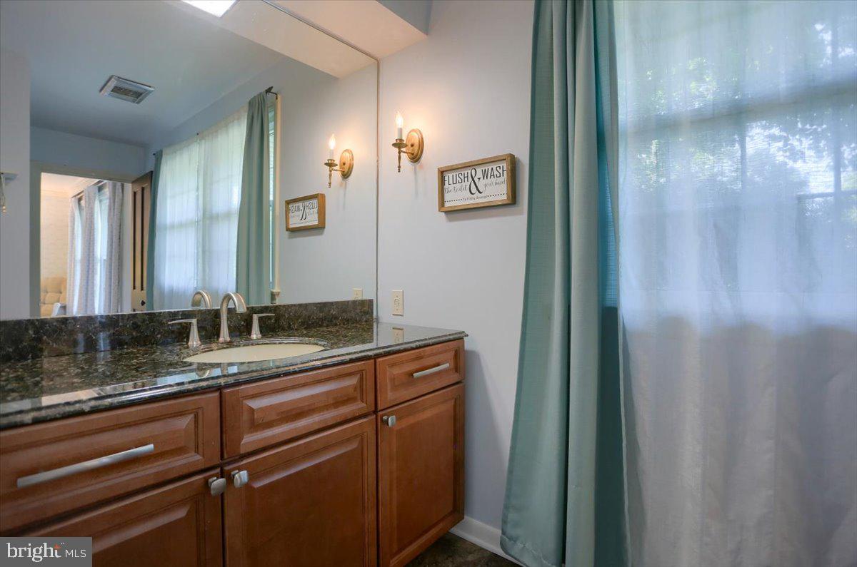 540 Devon Road Camp Hill, PA 17011 - Photo 26 of 36 Bathroom