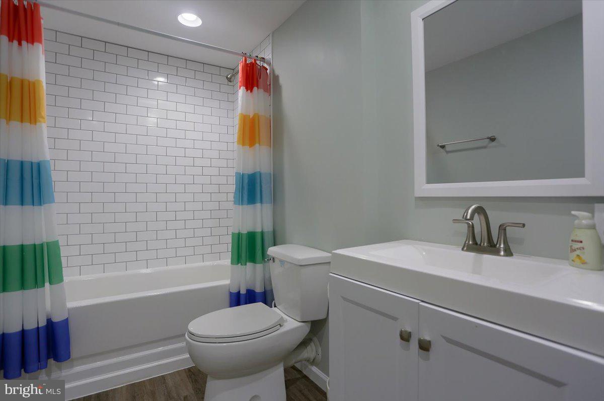 540 Devon Road Camp Hill, PA 17011 - Photo 29 of 36 Full bathroom