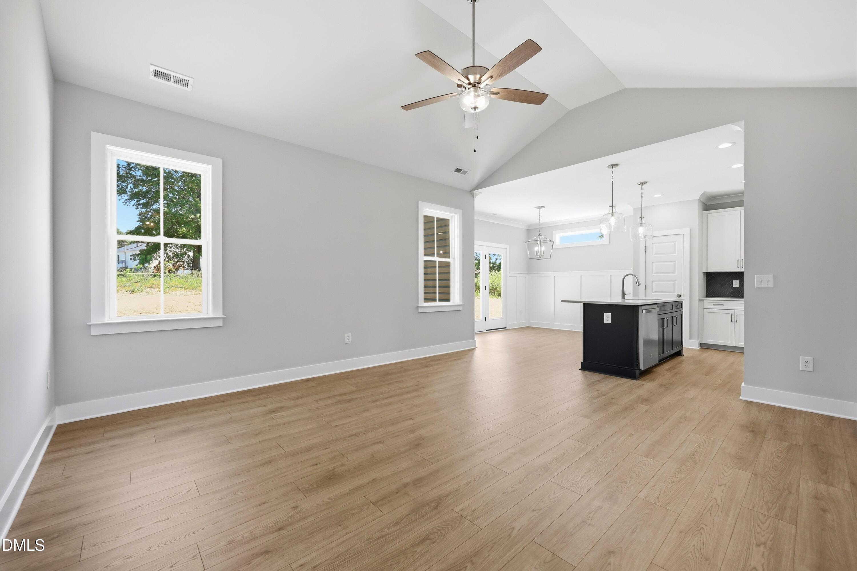 1259 Dover Street Roxboro, NC 27573 - Photo 4 of 42