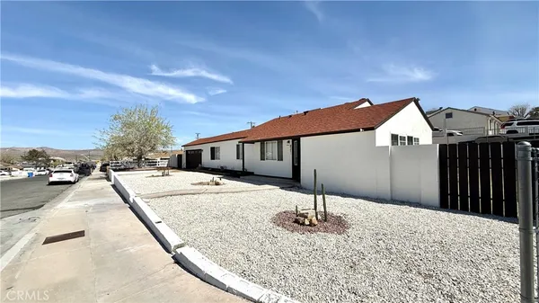 $344,999 | 821 Caliente Drive, Barstow, CA 92311
