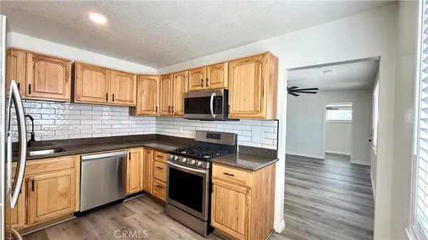 $344,999 | 821 Caliente Drive, Barstow, CA 92311
